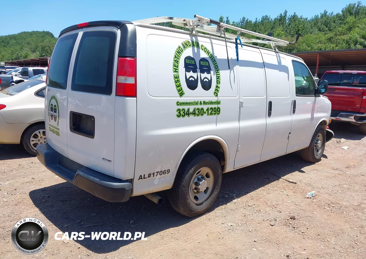 2017 Chevrolet Express 2500 Work Van VIN:1GCWGAFF1H1349519 - 4