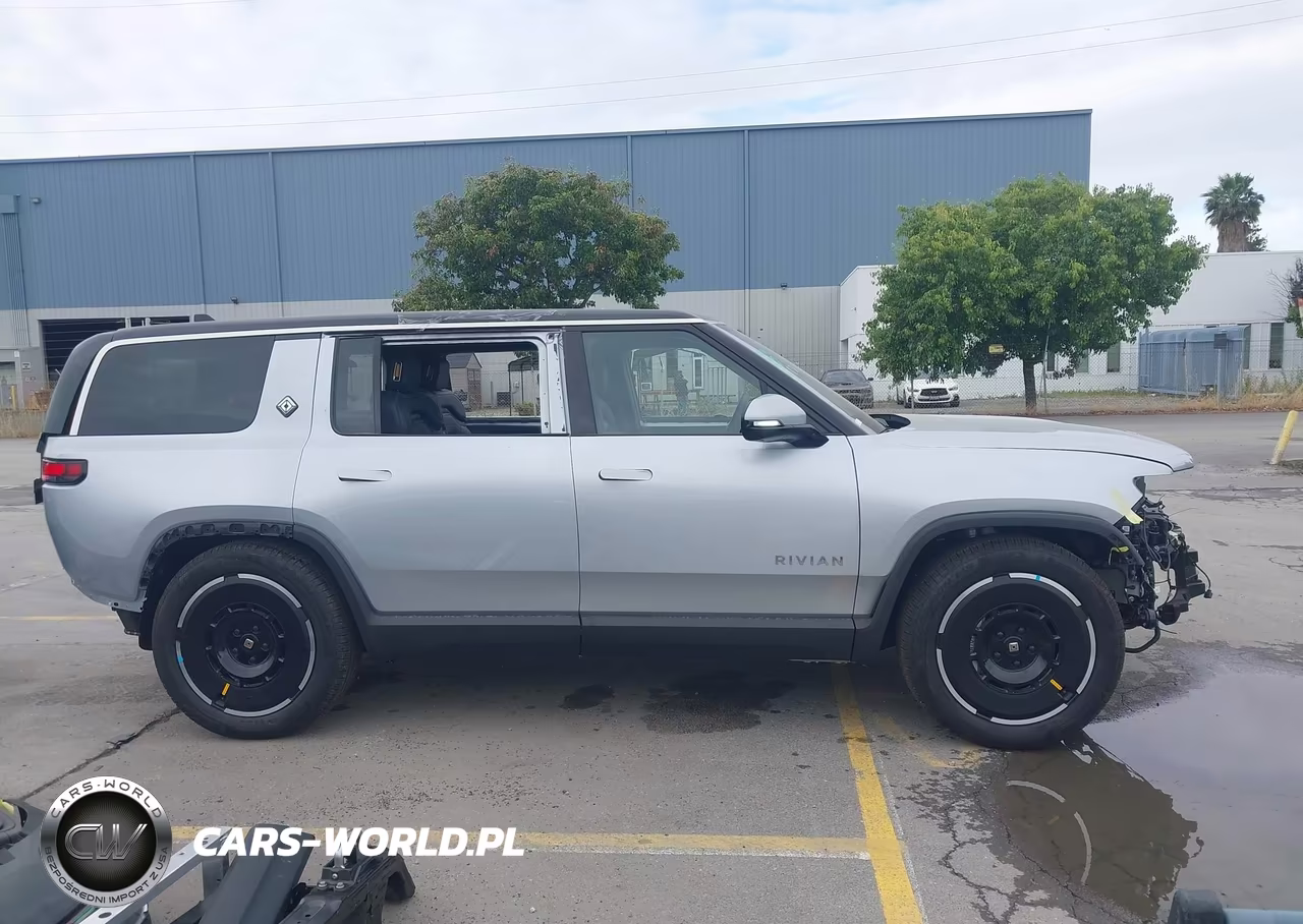 2025 Rivian R1S Adventure Dual Motor Large Pack-Adventure Dual Motor Max Pack VIN:7PDSGBBAXSN052871 - 14