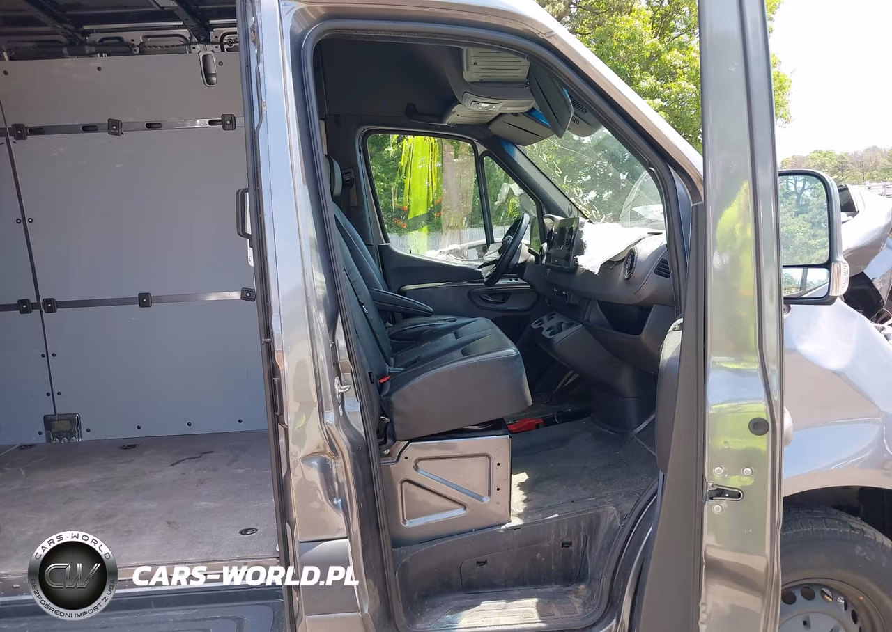 2022 Mercedes-Benz Sprinter 2500 High Roof V6 VIN:W1Y4EDHY1NT106284 - 5