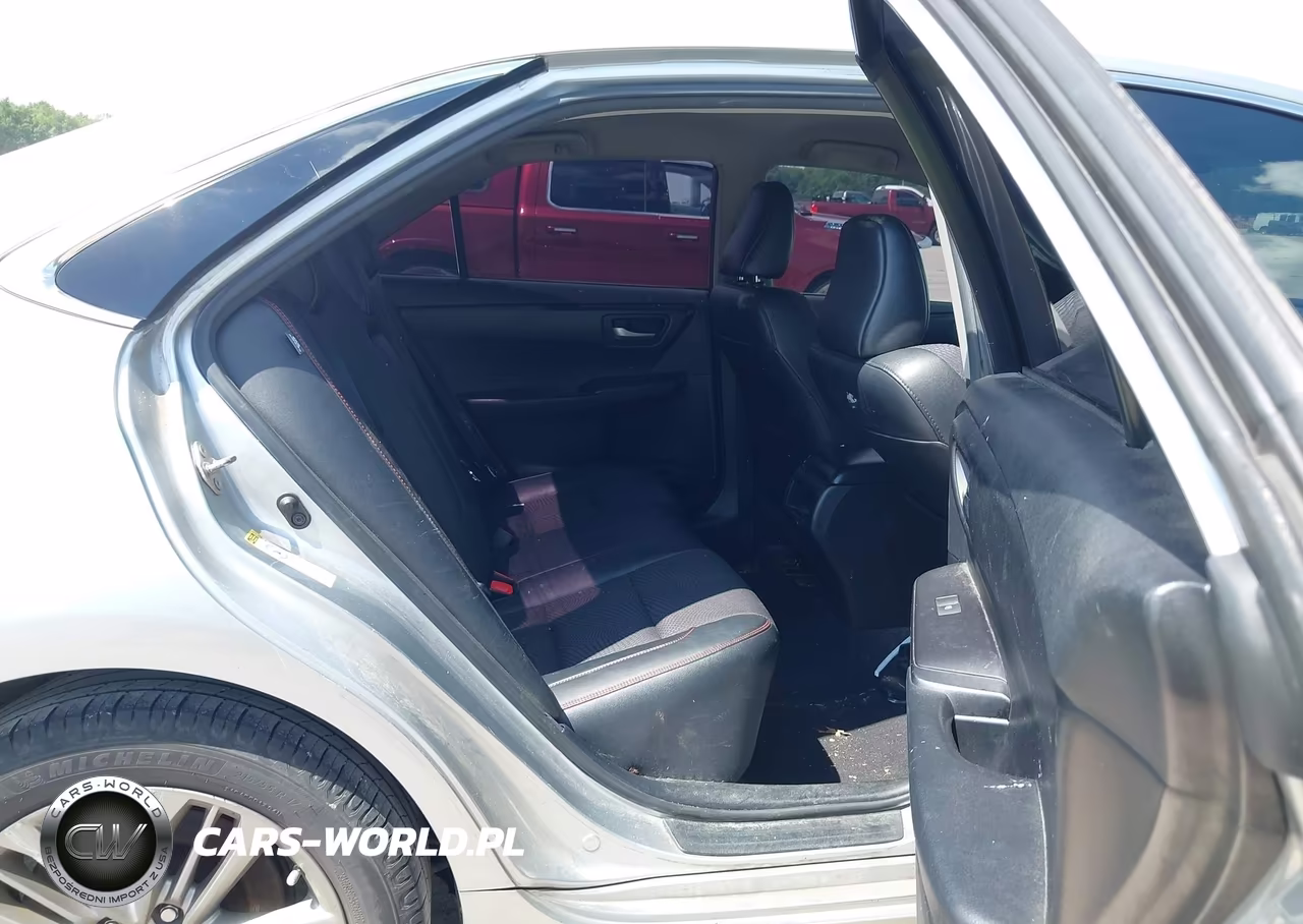 2017 Toyota Camry Se VIN:4T1BF1FK1HU618319 - 8