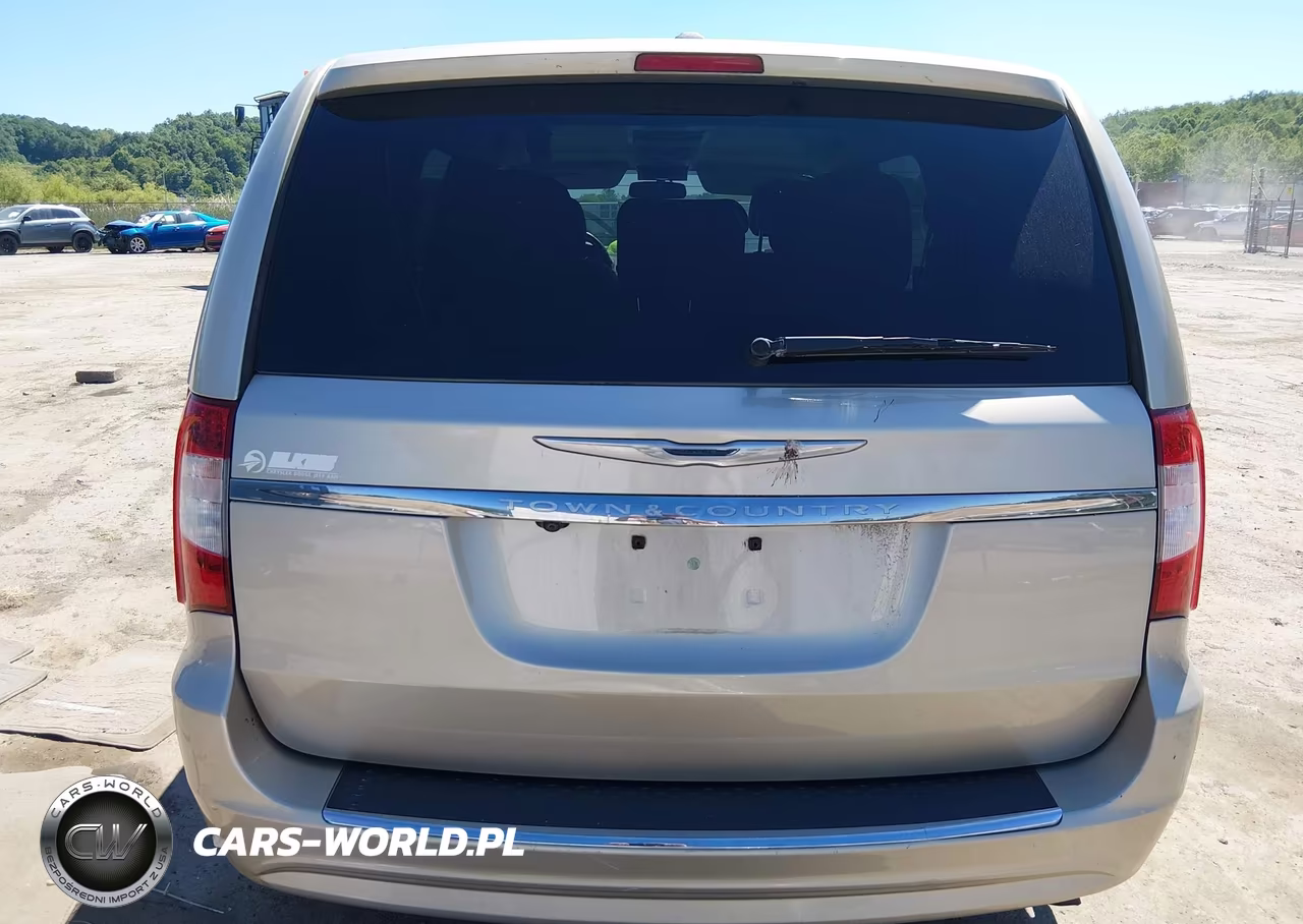 2016 Chrysler Town & Country Touring VIN:2C4RC1BG9GR121835 - 17