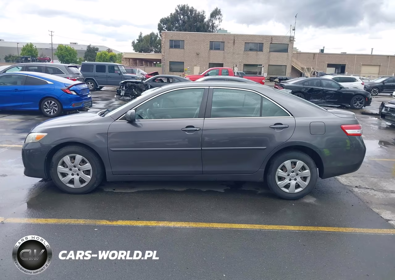 2011 Toyota Camry Le VIN:JTNBF3EKXB3010986 - 14