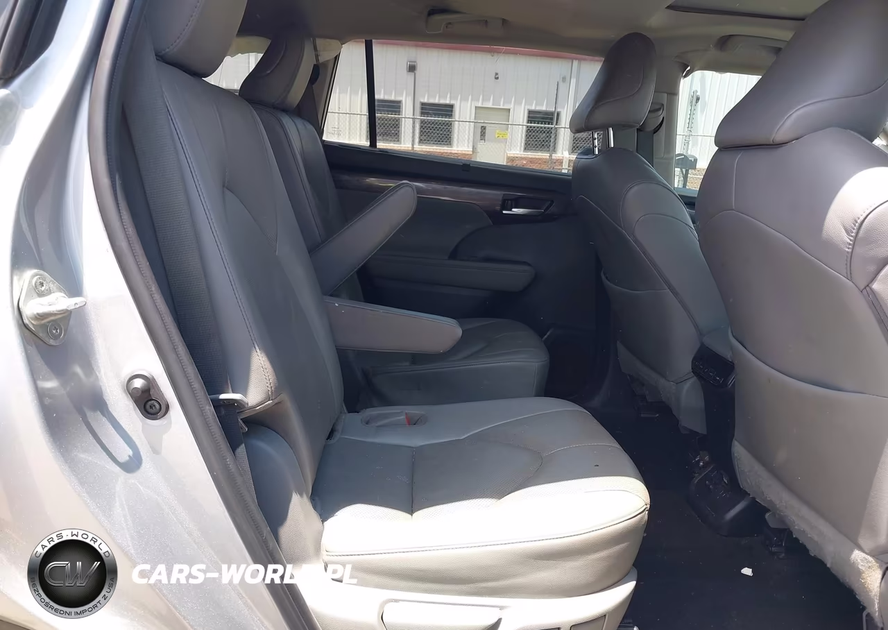 2023 Toyota Highlander Limited VIN:5TDKDRBH2PS035635 - 8