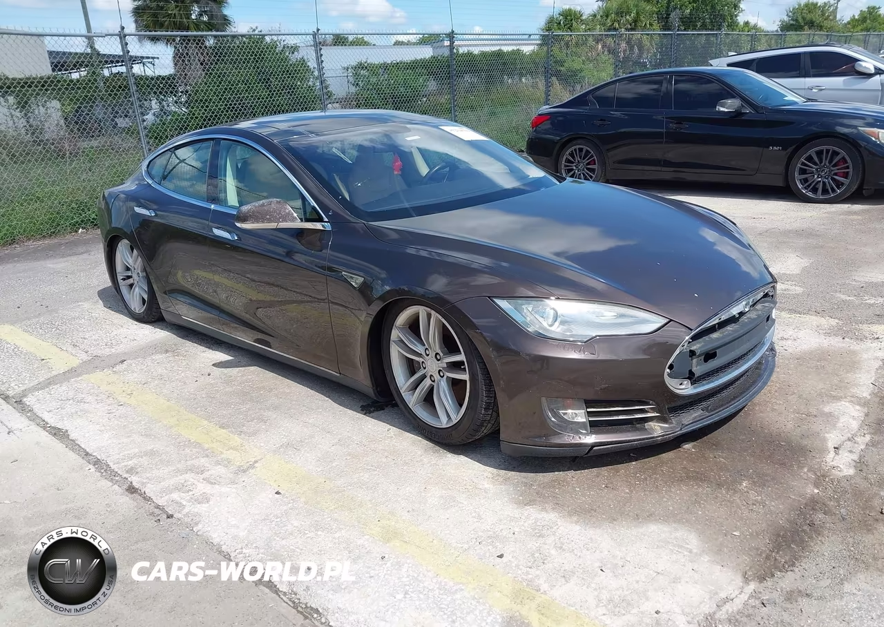 2013 Tesla Model S