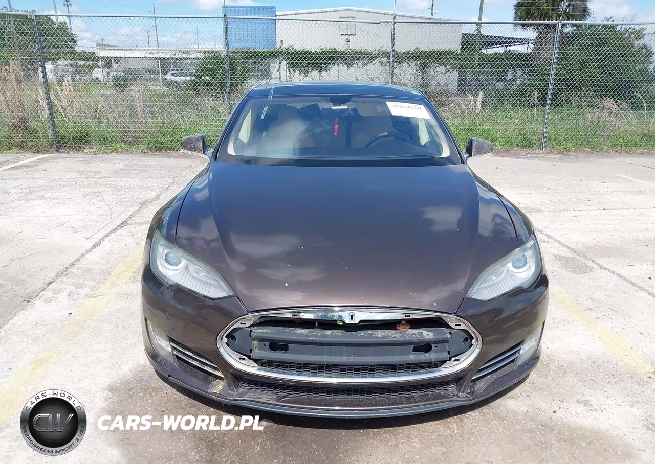 2013 Tesla Model S VIN:5YJSA1DN6DFP11498 - 12