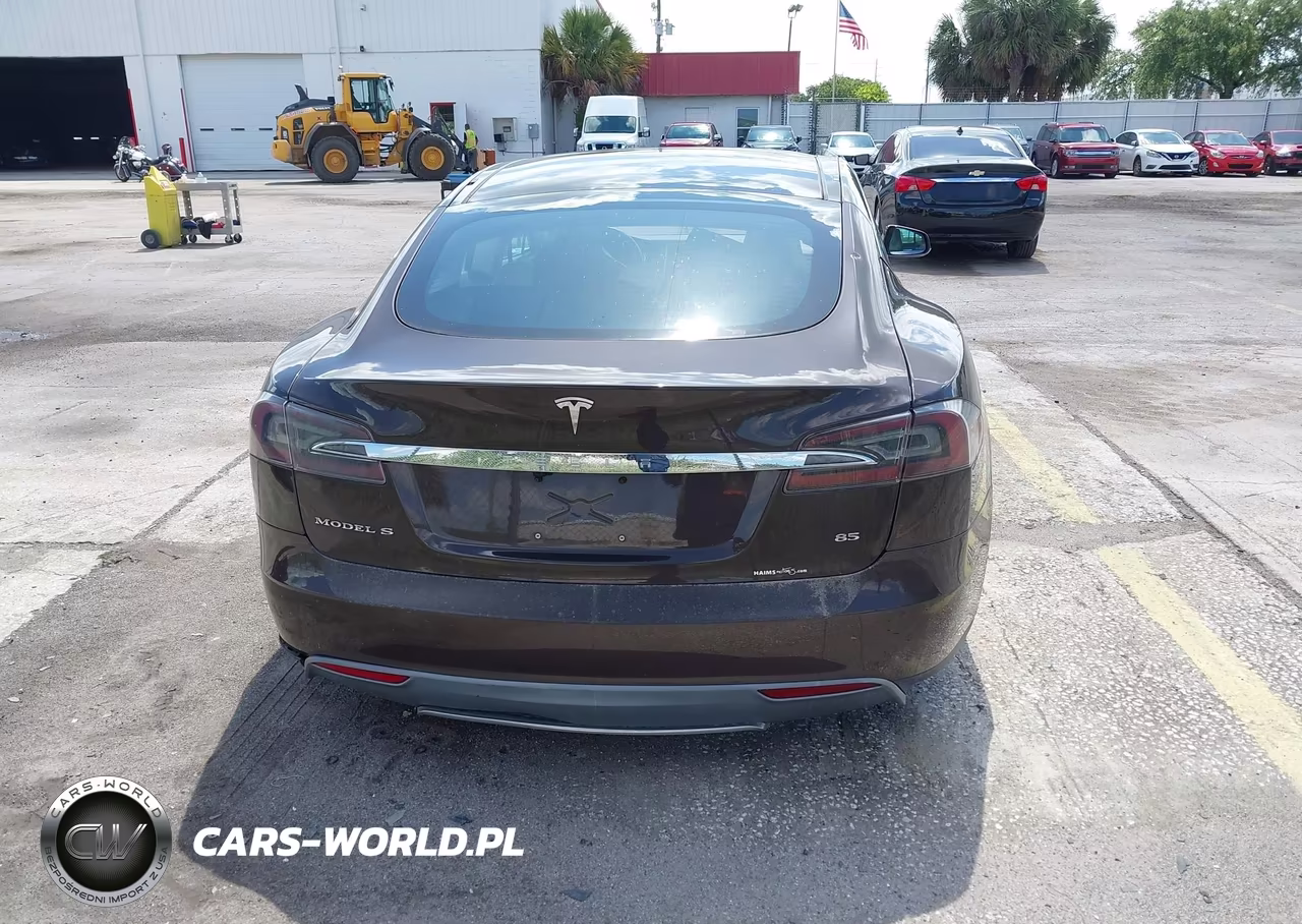 2013 Tesla Model S VIN:5YJSA1DN6DFP11498 - 16