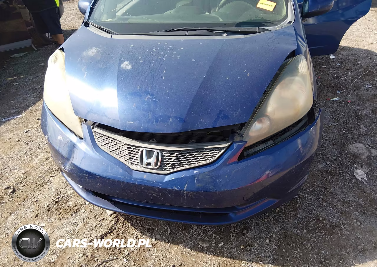 2013 Honda Fit VIN:JHMGE8H30DC078262 - 6