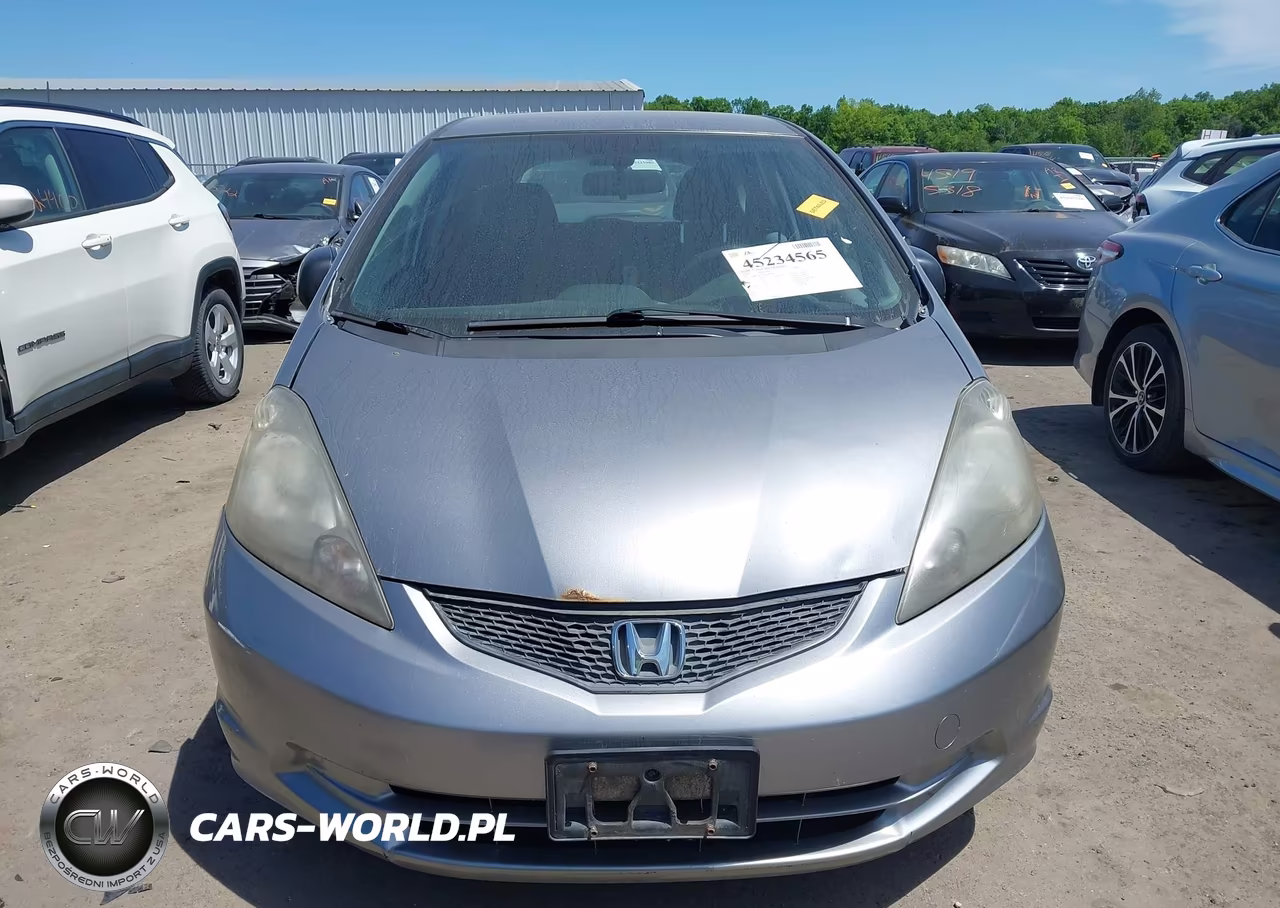 2010 Honda Fit VIN:JHMGE8H29AC006429 - 12