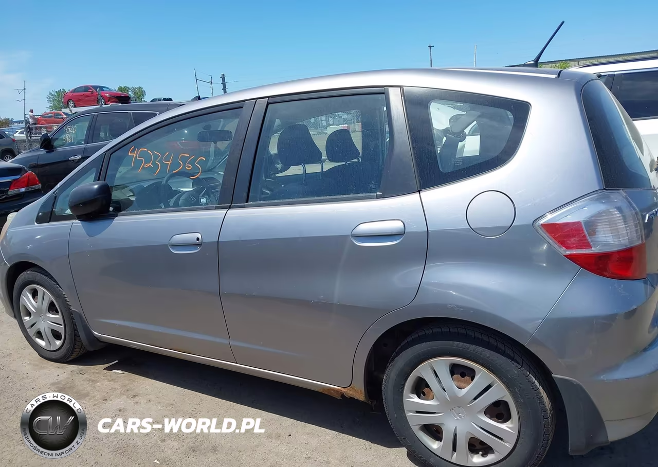 2010 Honda Fit VIN:JHMGE8H29AC006429 - 14
