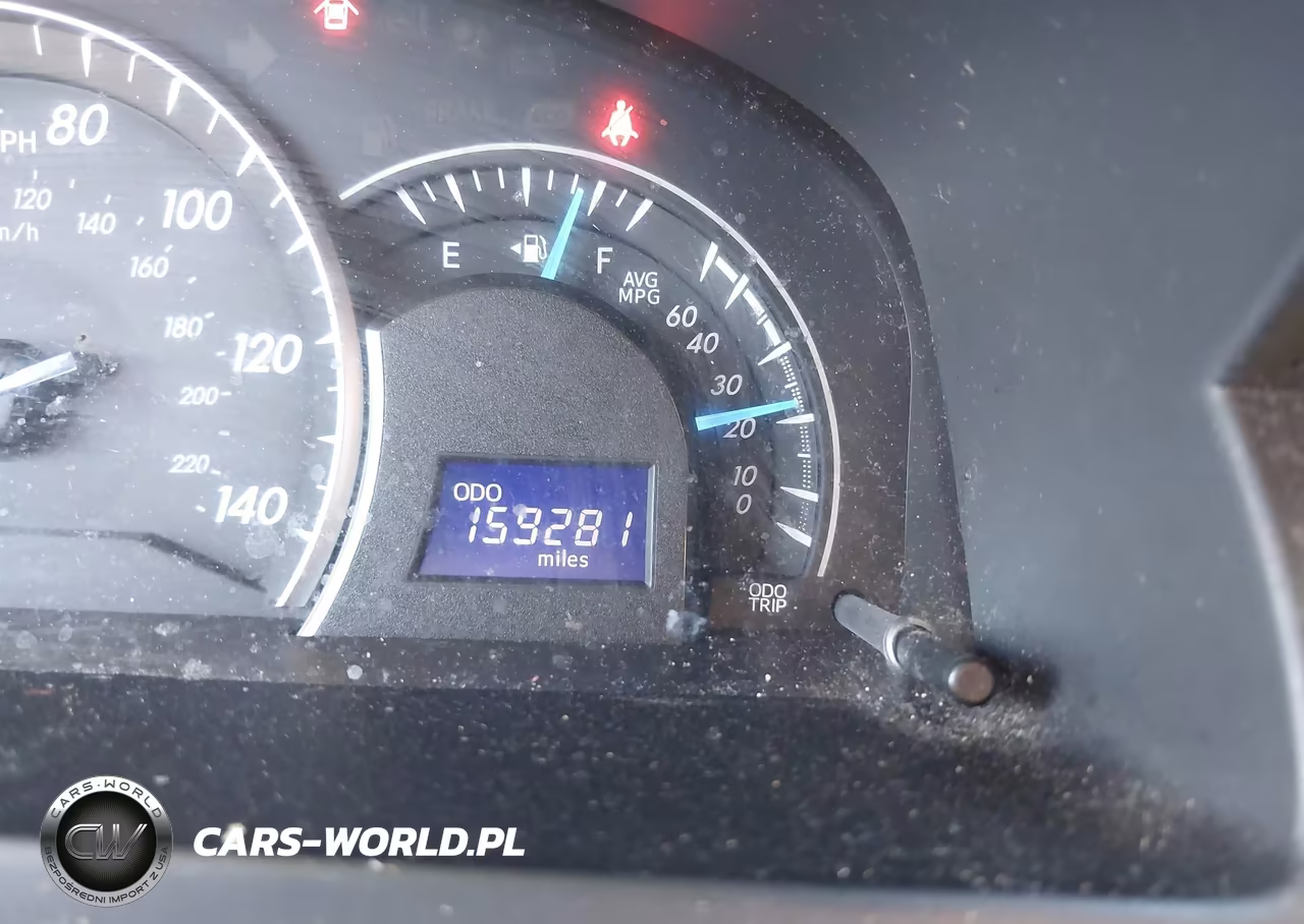 2015 Toyota Camry Le VIN:4T1BF1FK7FU880424 - 15