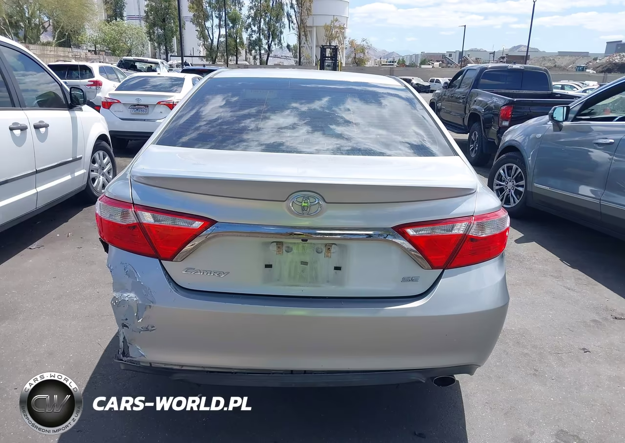2017 Toyota Camry Se VIN:4T1BF1FK1HU748651 - 17