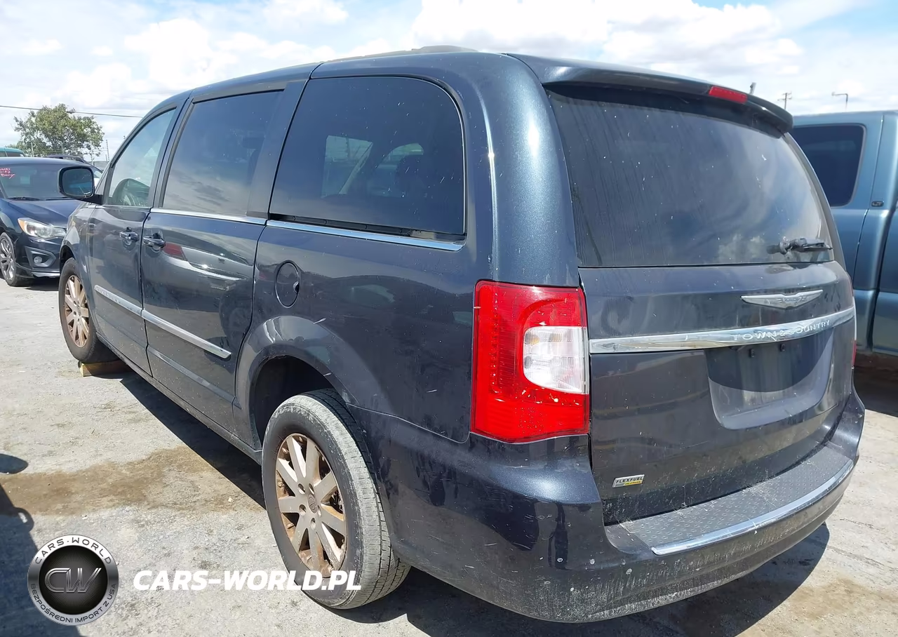 2014 Chrysler Town & Country Touring VIN:2C4RC1BG4ER358388 - 3