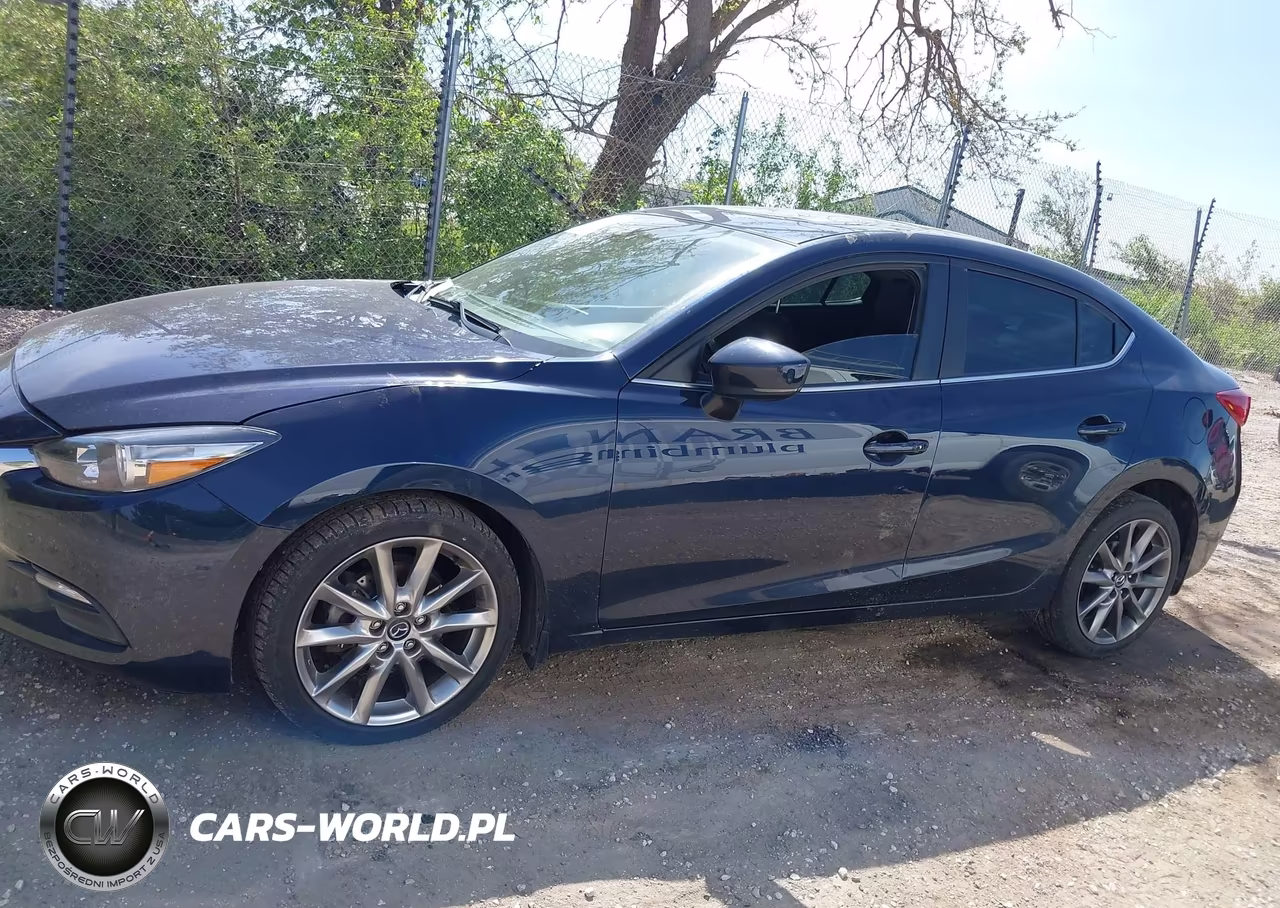 2018 Mazda Mazda3 Touring VIN:3MZBN1V34JM252073 - 15