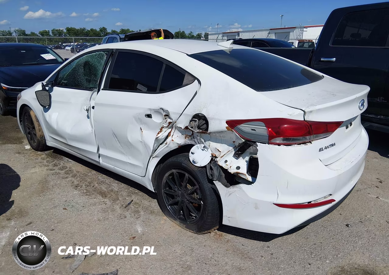 2018 Hyundai Elantra Sel VIN:5NPD84LF6JH224122 - 3