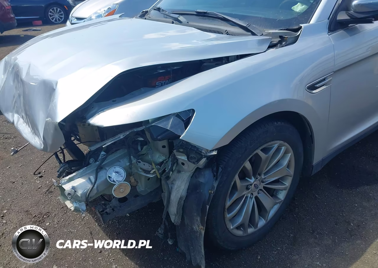 2017 Ford Taurus Limited VIN:1FAHP2F83HG102554 - 18