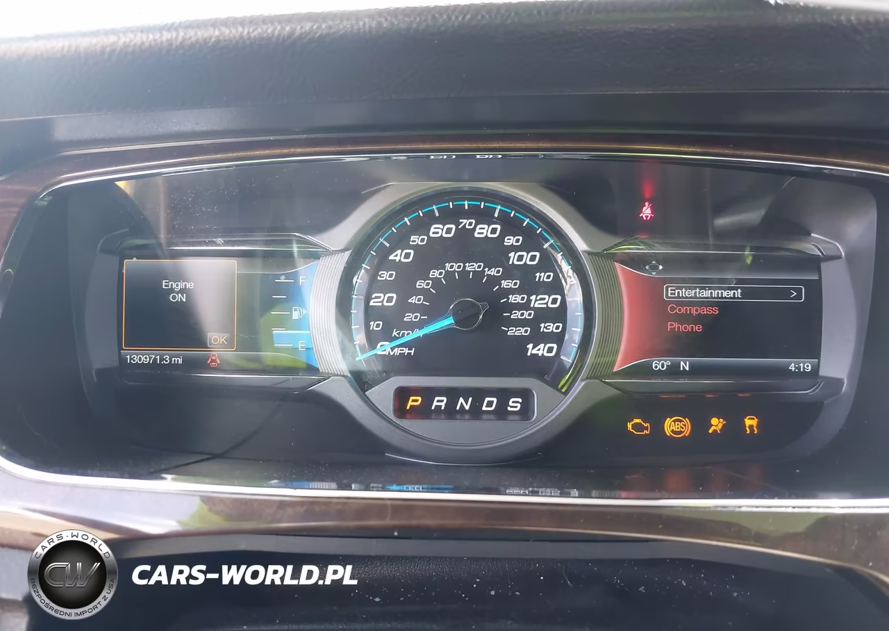 2017 Ford Taurus Limited VIN:1FAHP2F83HG102554 - 7