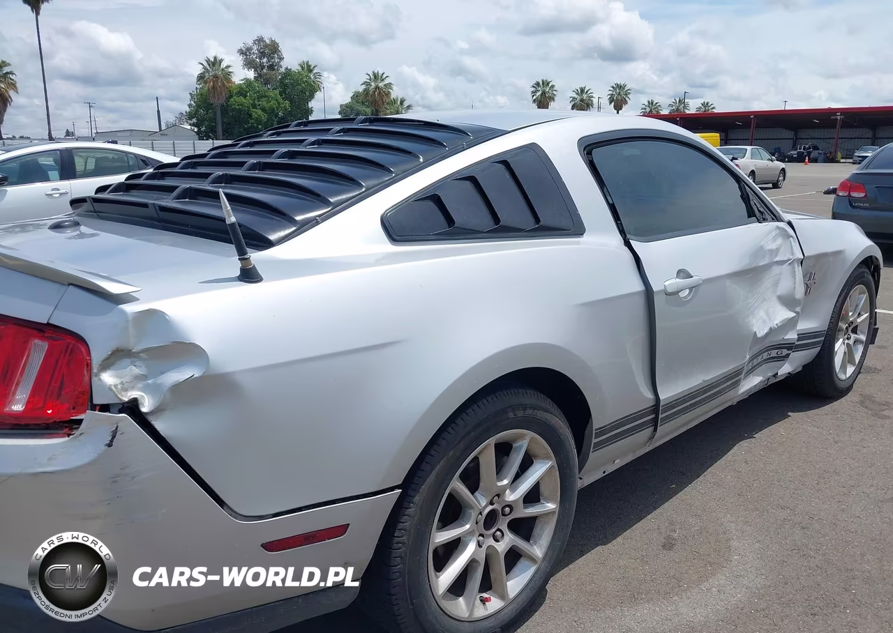 2011 Ford Mustang V6 Premium VIN:1ZVBP8AM6B5159015 - 17