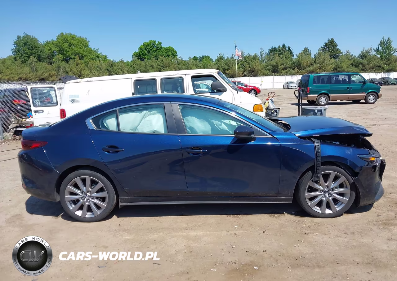 2022 Mazda Mazda3 Select VIN:3MZBPABL7NM316448 - 13