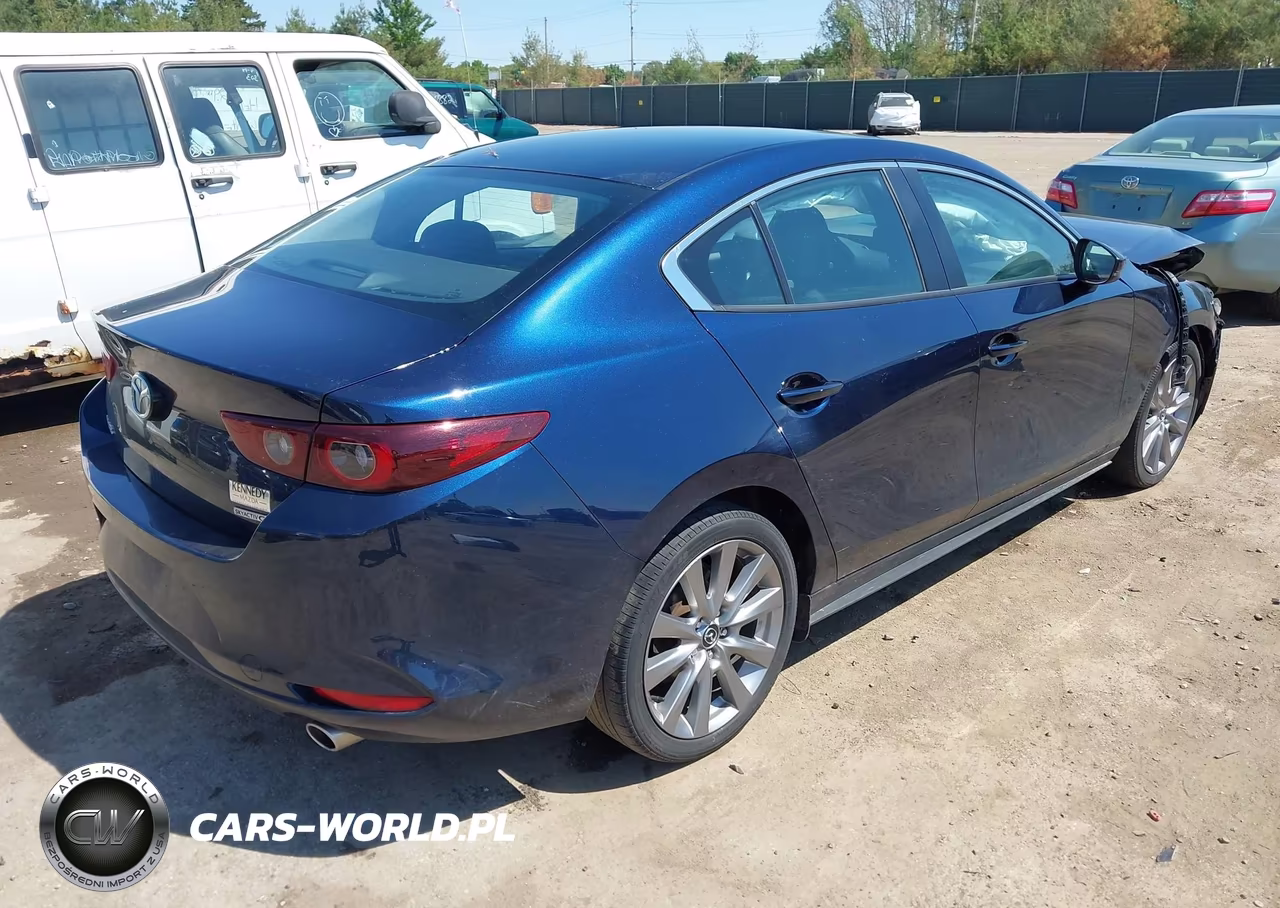 2022 Mazda Mazda3 Select VIN:3MZBPABL7NM316448 - 4