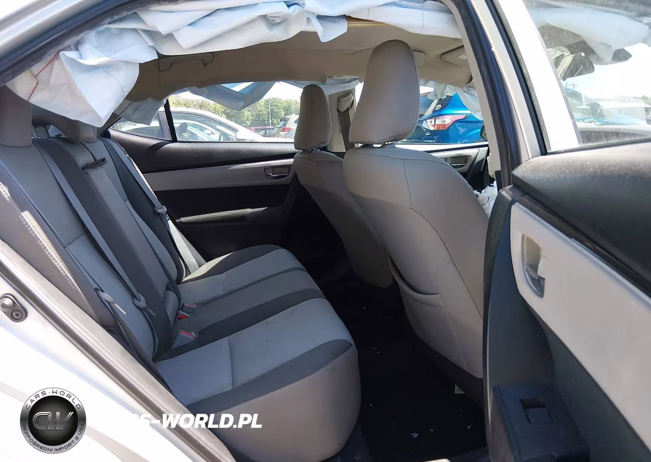 2018 Toyota Corolla Le VIN:2T1BURHE4JC118495 - 8