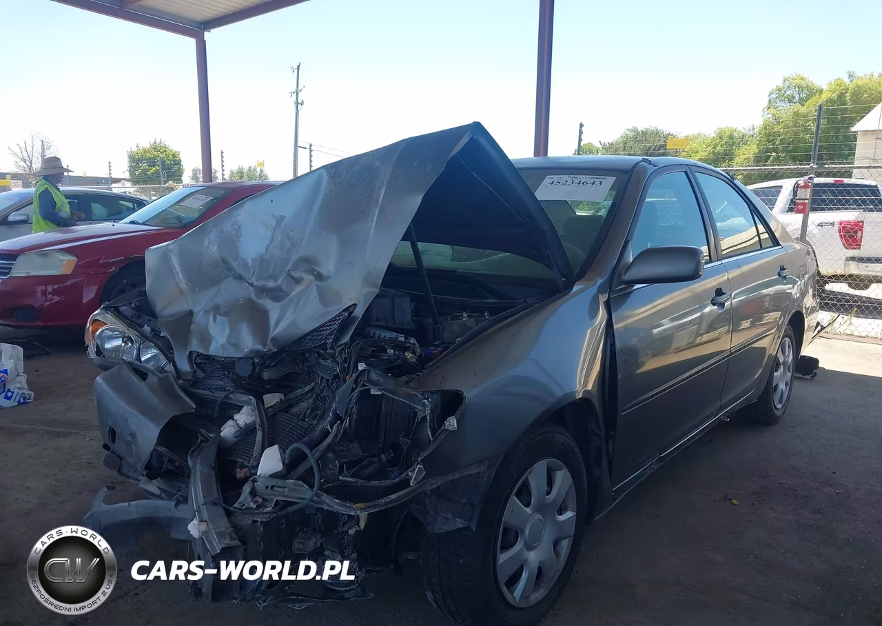 2002 Toyota Camry Le VIN:JTDBE32K320121585 - 2