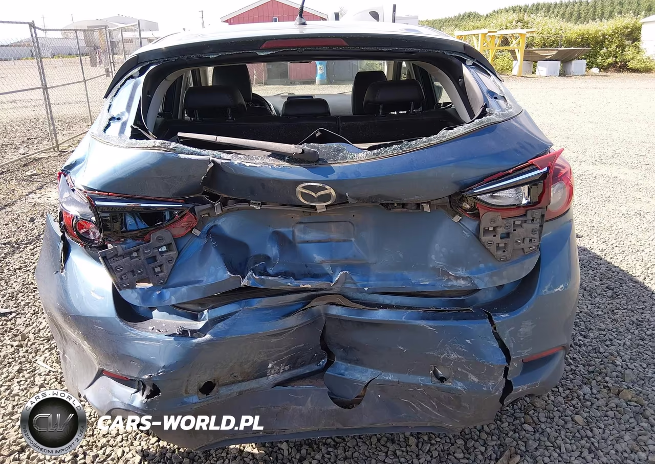 2017 Mazda Mazda3 Touring VIN:JM1BN1L77H1128640 - 6