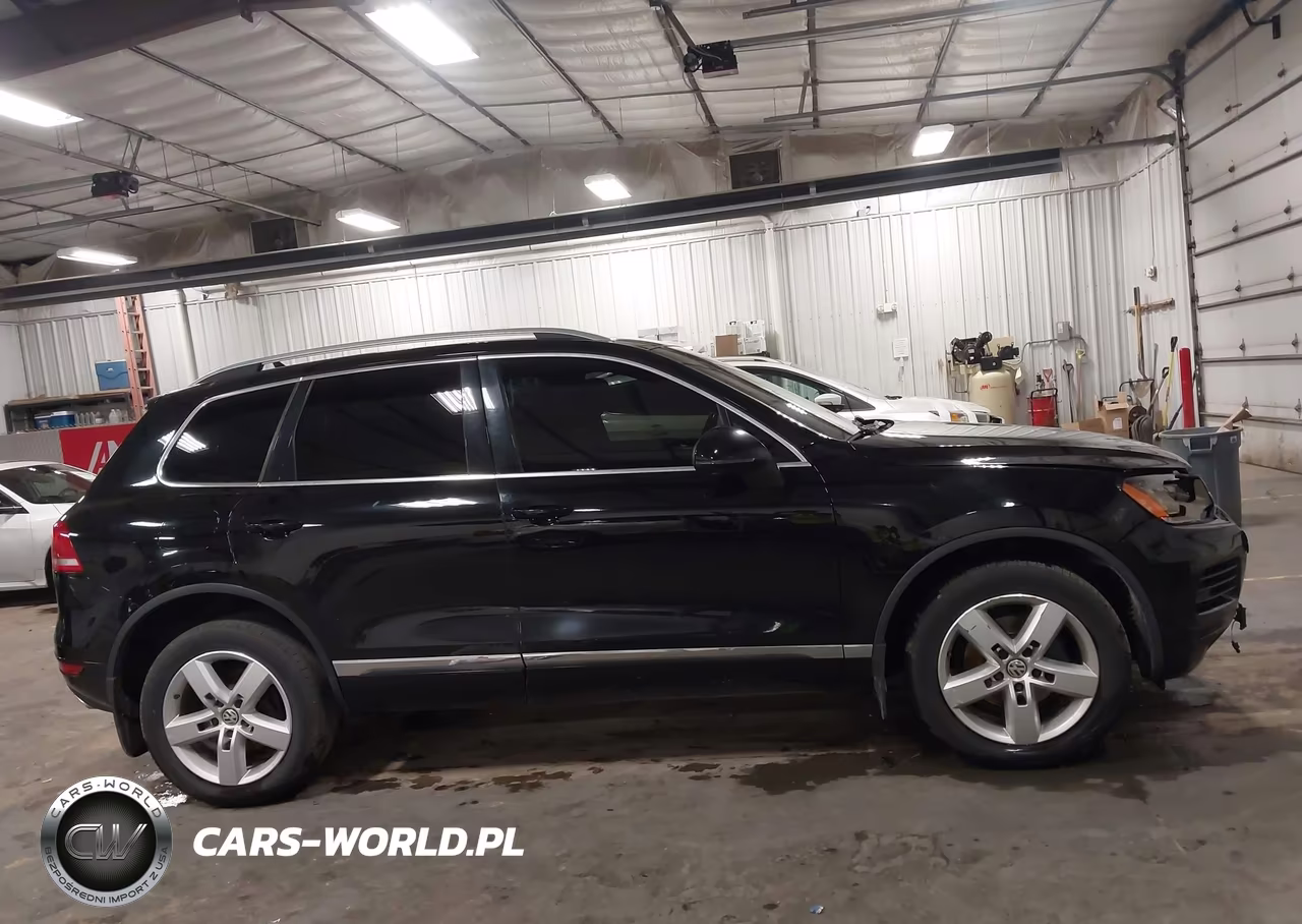 2012 Volkswagen Touareg Tdi Lux VIN:WVGFK9BP3CD003728 - 13