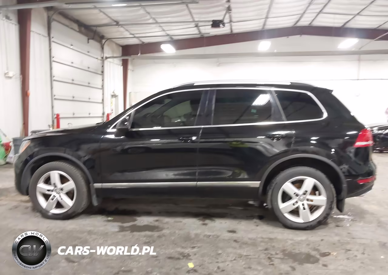 2012 Volkswagen Touareg Tdi Lux VIN:WVGFK9BP3CD003728 - 14