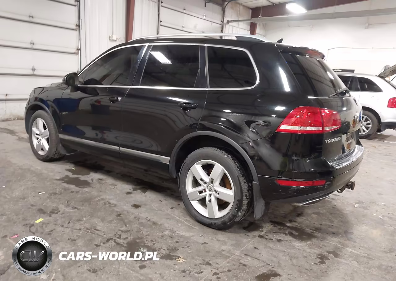 2012 Volkswagen Touareg Tdi Lux VIN:WVGFK9BP3CD003728 - 3