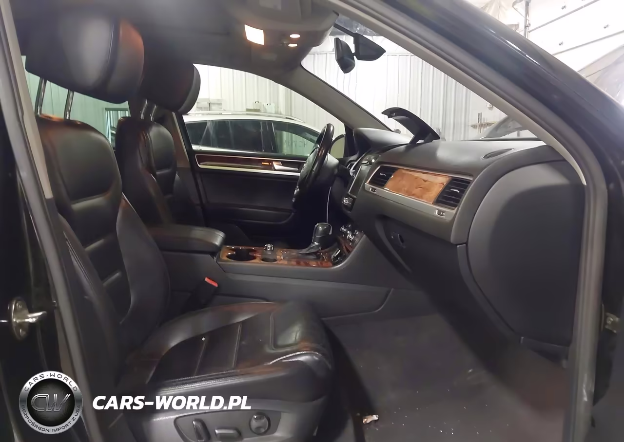 2012 Volkswagen Touareg Tdi Lux VIN:WVGFK9BP3CD003728 - 5