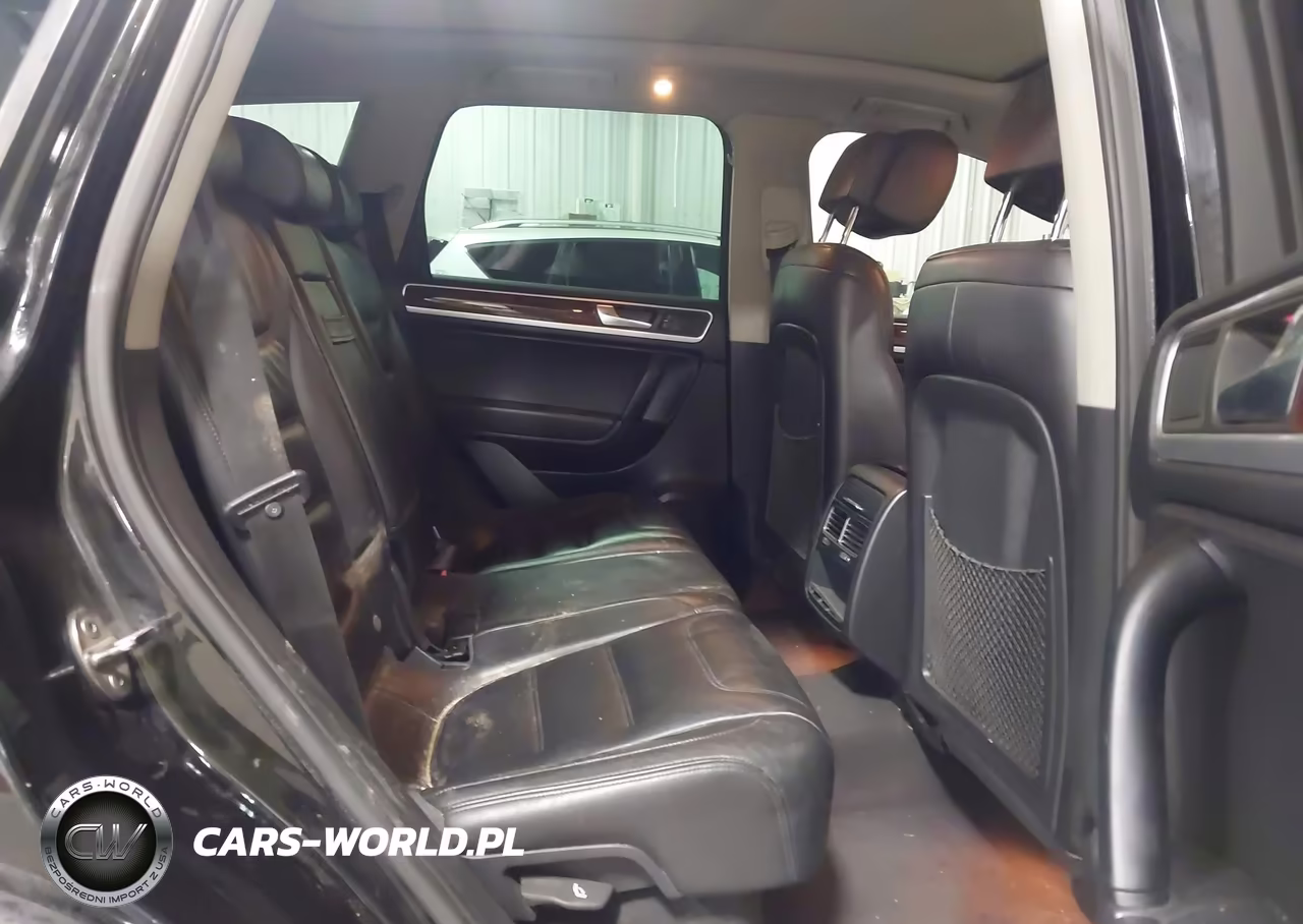 2012 Volkswagen Touareg Tdi Lux VIN:WVGFK9BP3CD003728 - 8