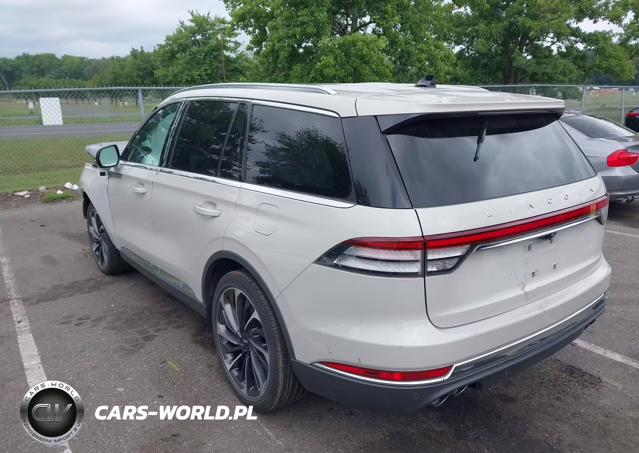 2021 Lincoln Aviator Reserve VIN:5LM5J7WC1MGL06935 - 3