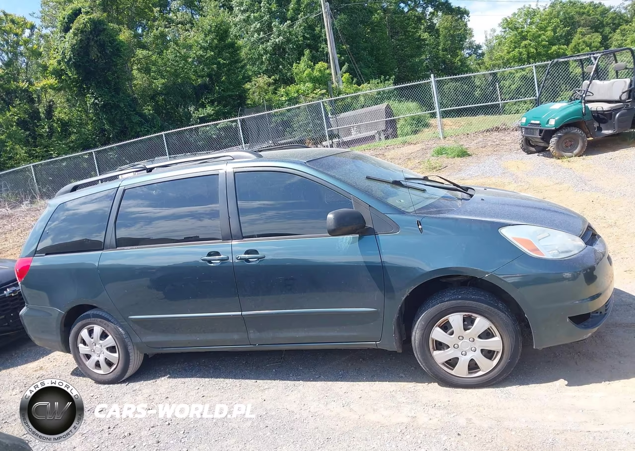 2004 Toyota Sienna Le VIN:5TDZA23C04S046257 - 14