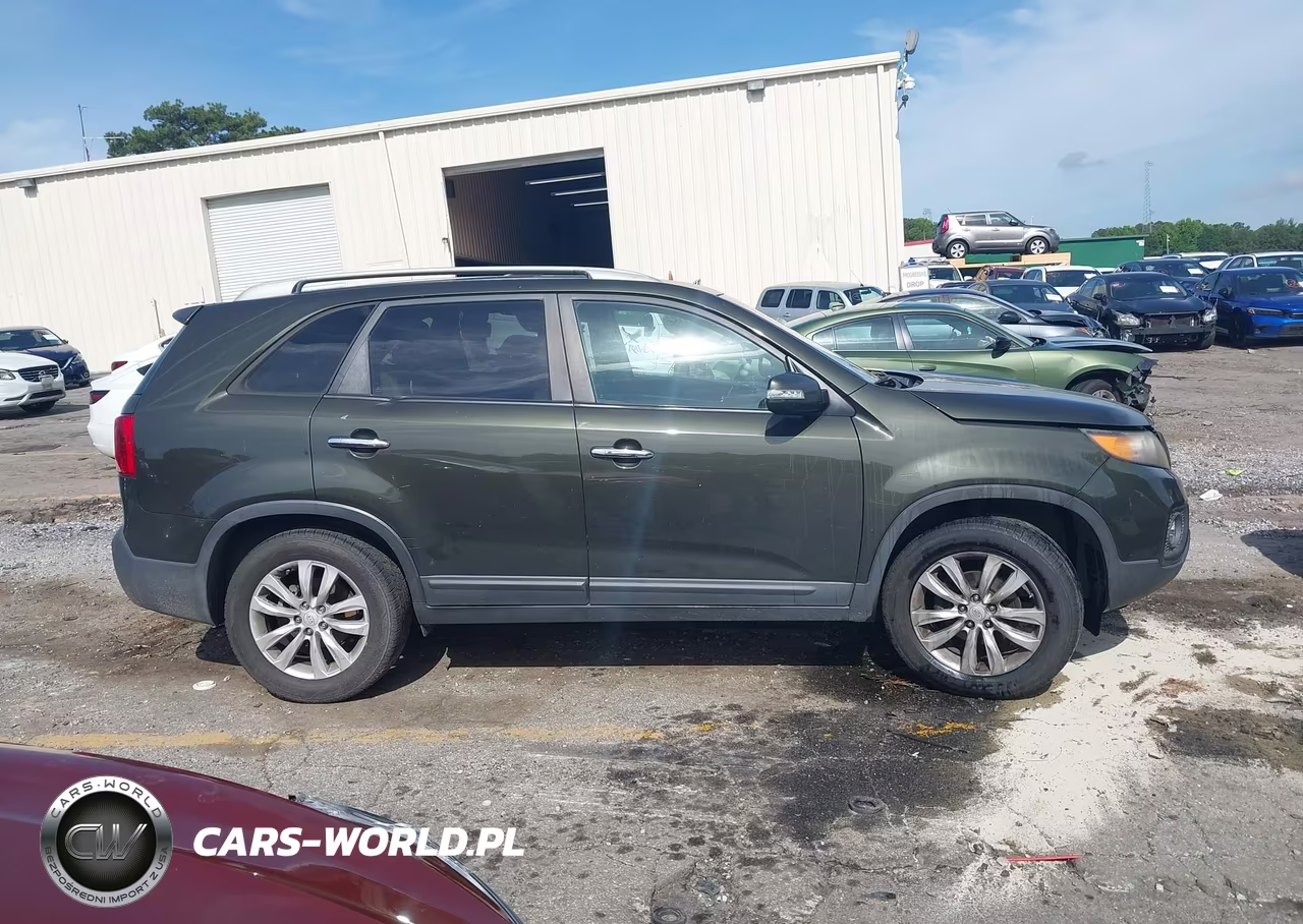 2011 Kia Sorento Ex VIN:5XYKU4A11BG144259 - 13