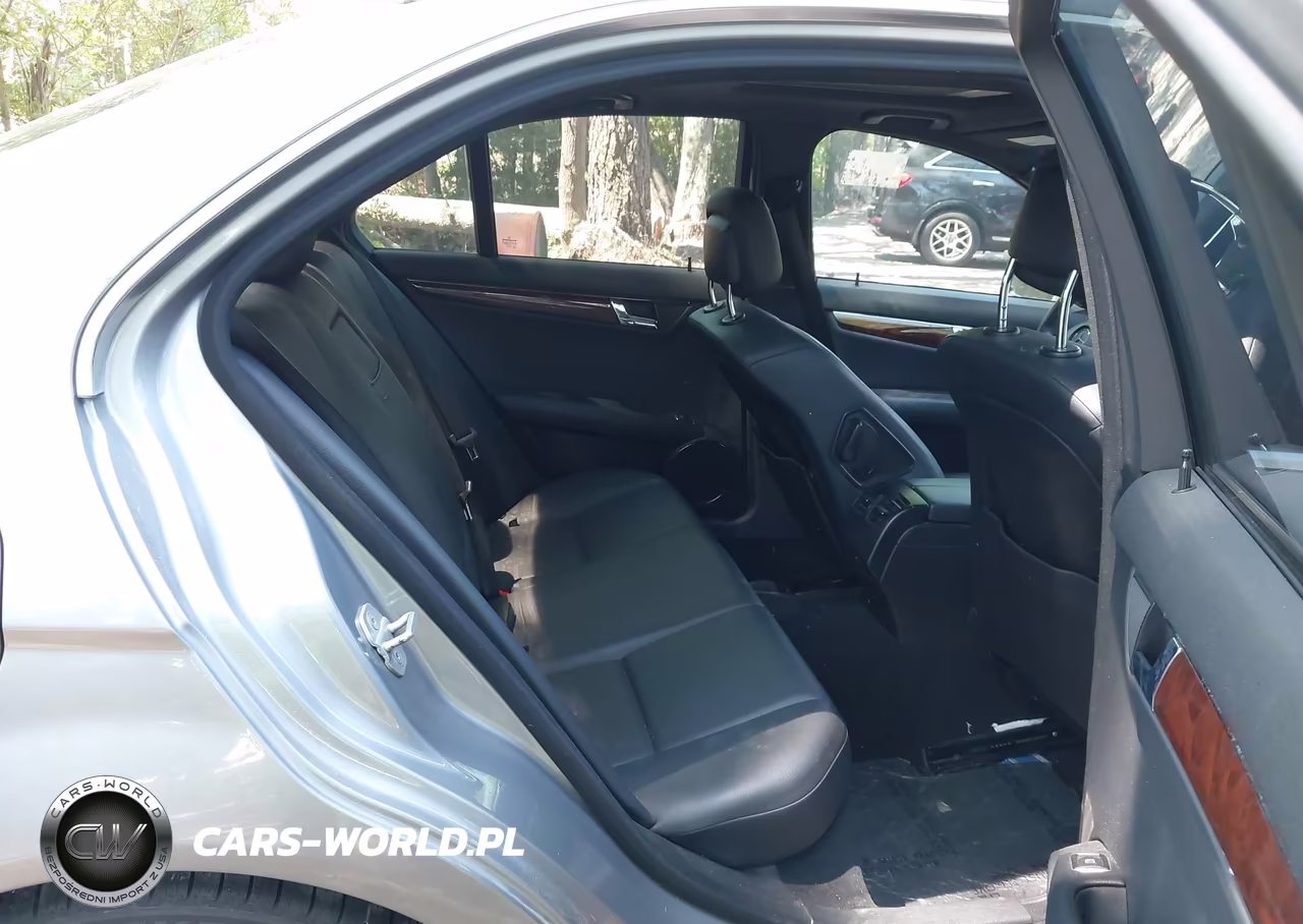 2011 Mercedes-Benz C 300 Sport 4Matic VIN:WDDGF8BB2BR175851 - 8