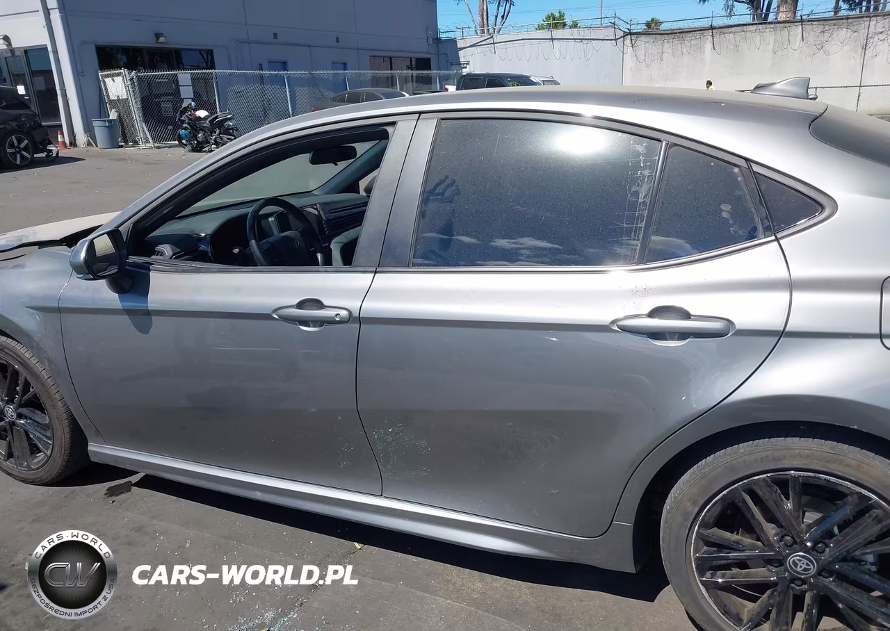 2025 Toyota Camry Se VIN:4T1DAACK3SU616624 - 15