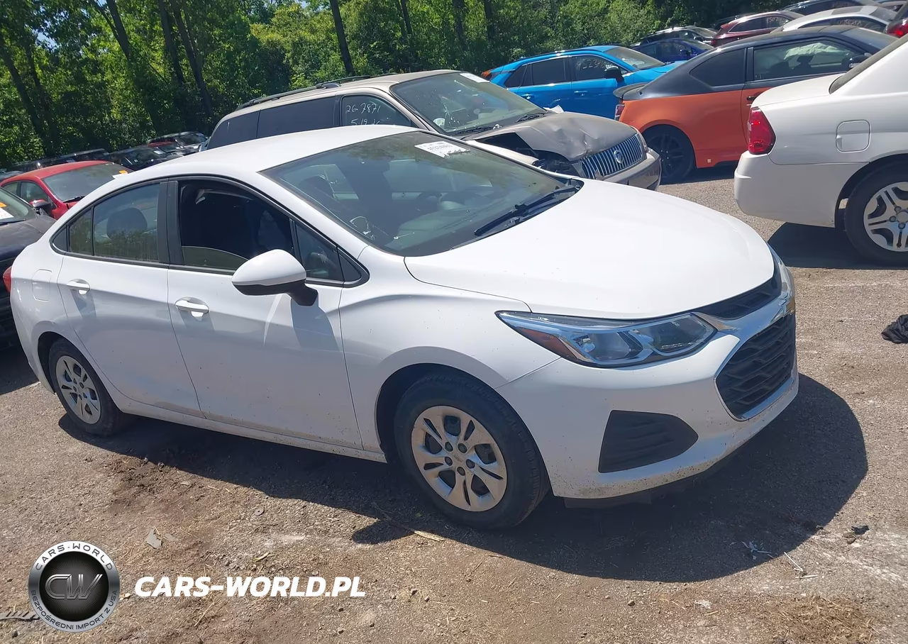 2019 Chevrolet Cruze Ls – zdjęcie 1 z 16