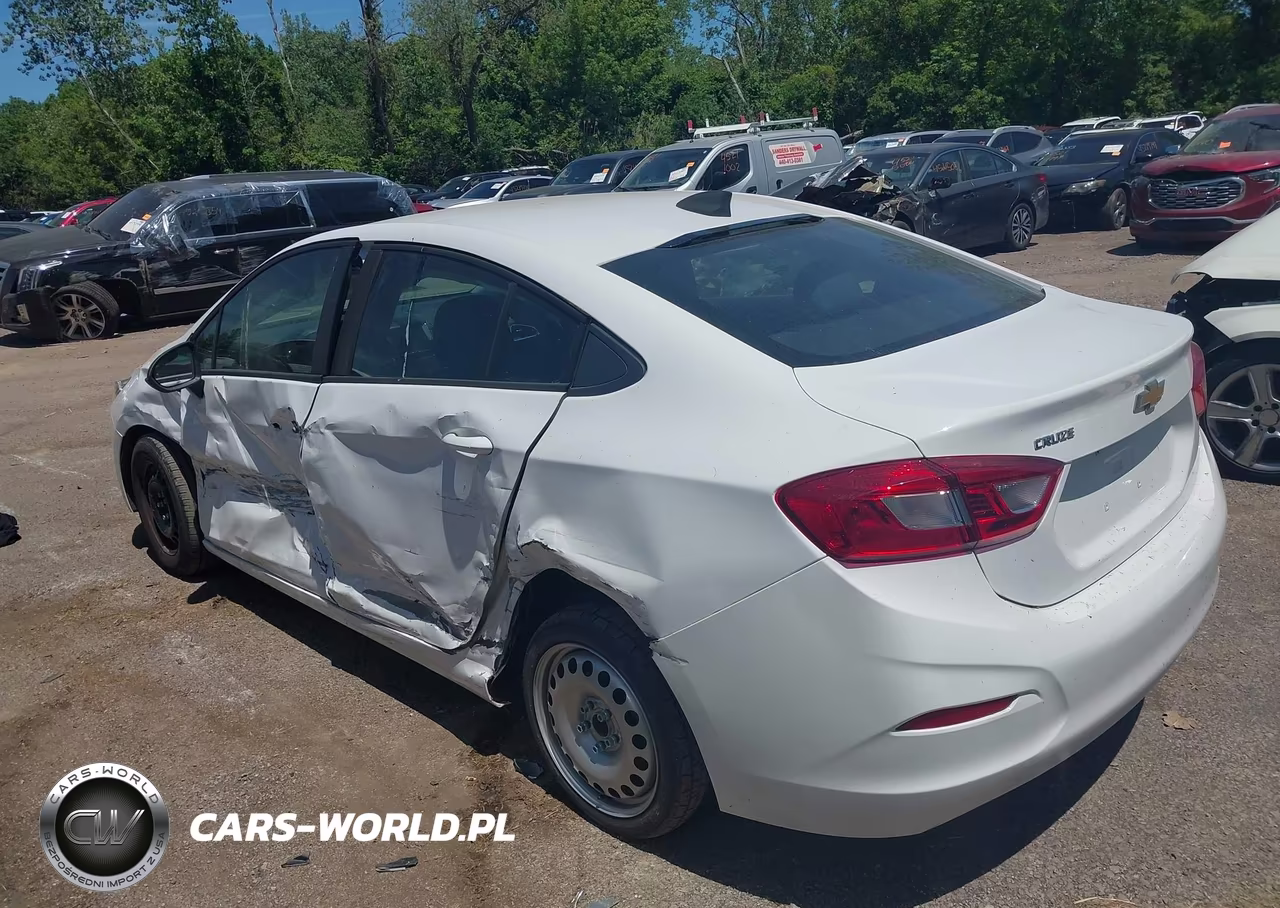 2019 Chevrolet Cruze Ls VIN:1G1BC5SM0K7111521 - 3