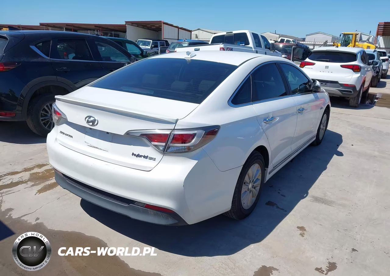 2016 Hyundai Sonata Hybrid Se VIN:KMHE24L17GA012755 - 4