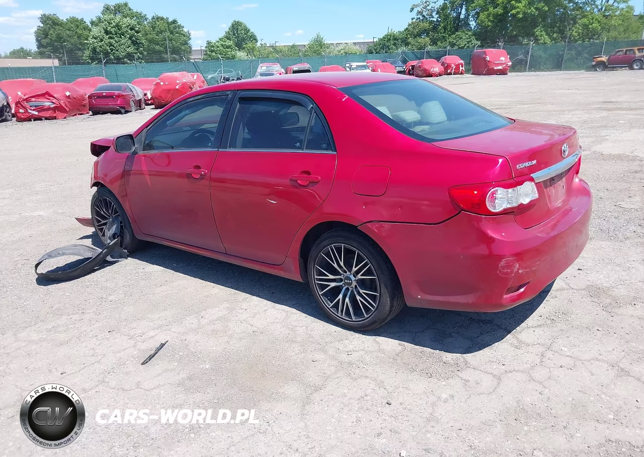 2013 Toyota Corolla Le VIN:5YFBU4EE8DP202847 - 3