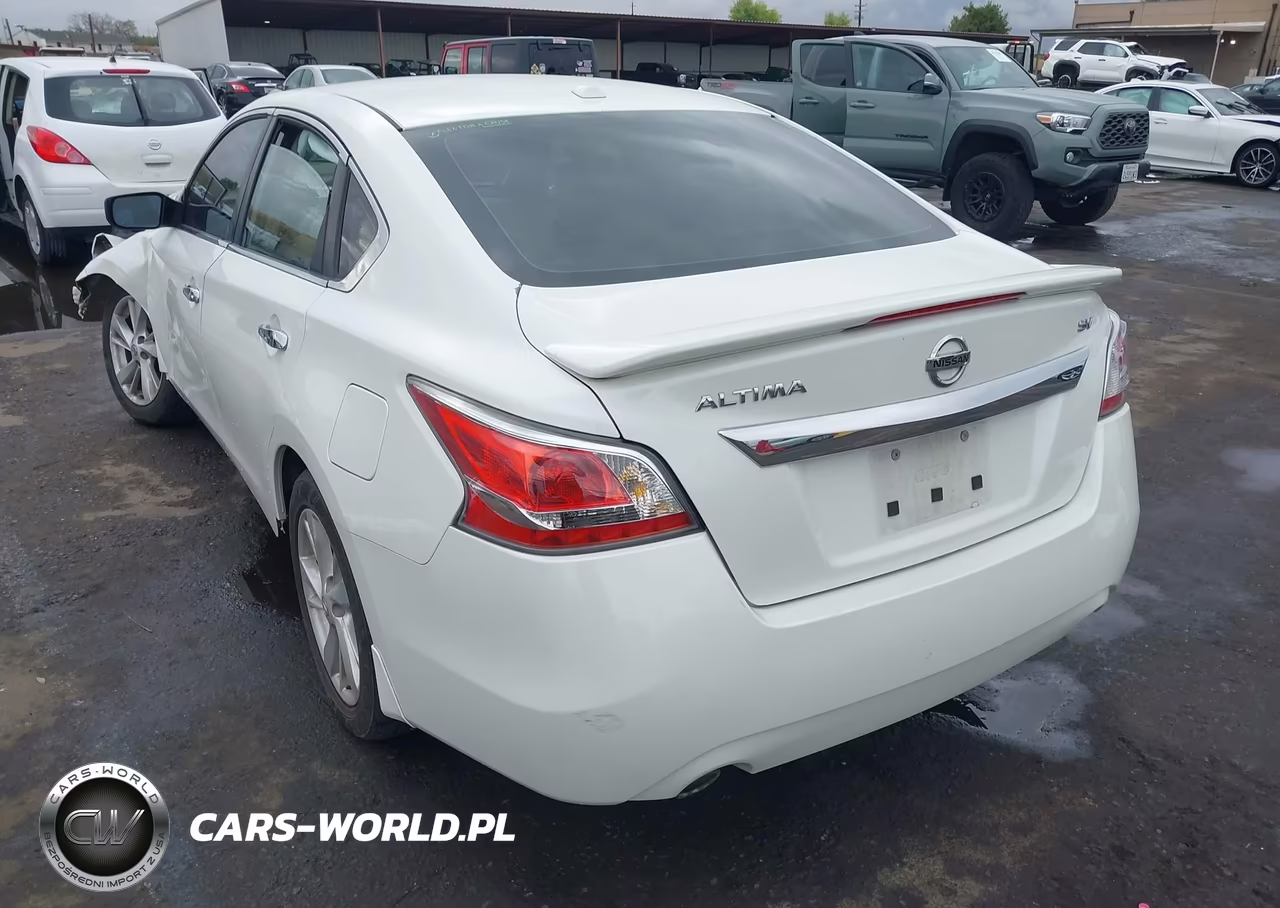 2015 Nissan Altima 2.5 Sv VIN:1N4AL3AP3FC157303 - 3