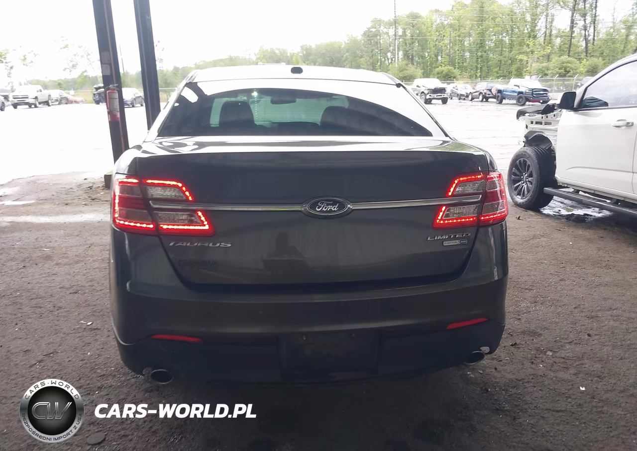 2015 Ford Taurus Limited VIN:1FAHP2J80FG202390 - 16