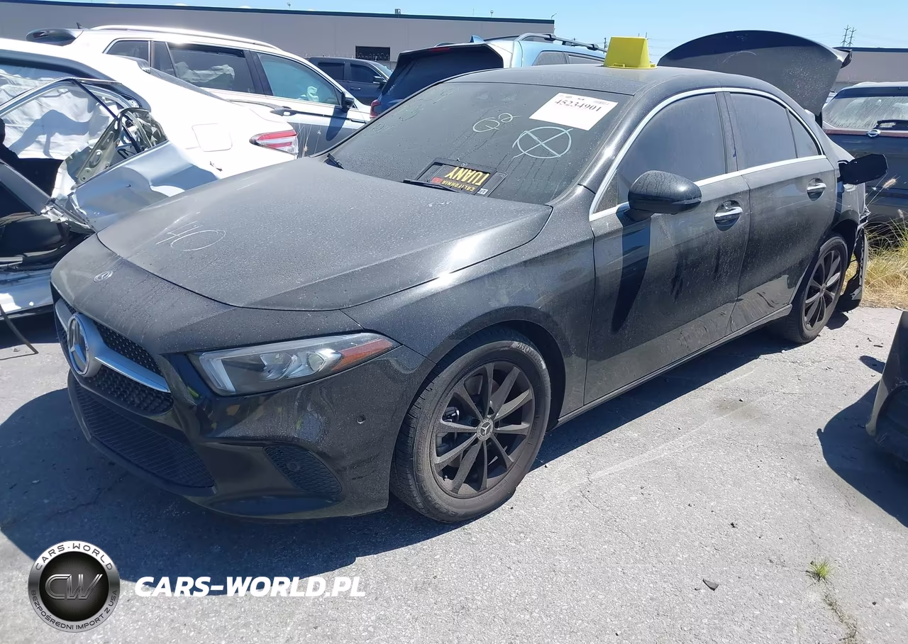 2020 Mercedes-Benz A 220 VIN:W1K3G4EB1LW044624 - 2