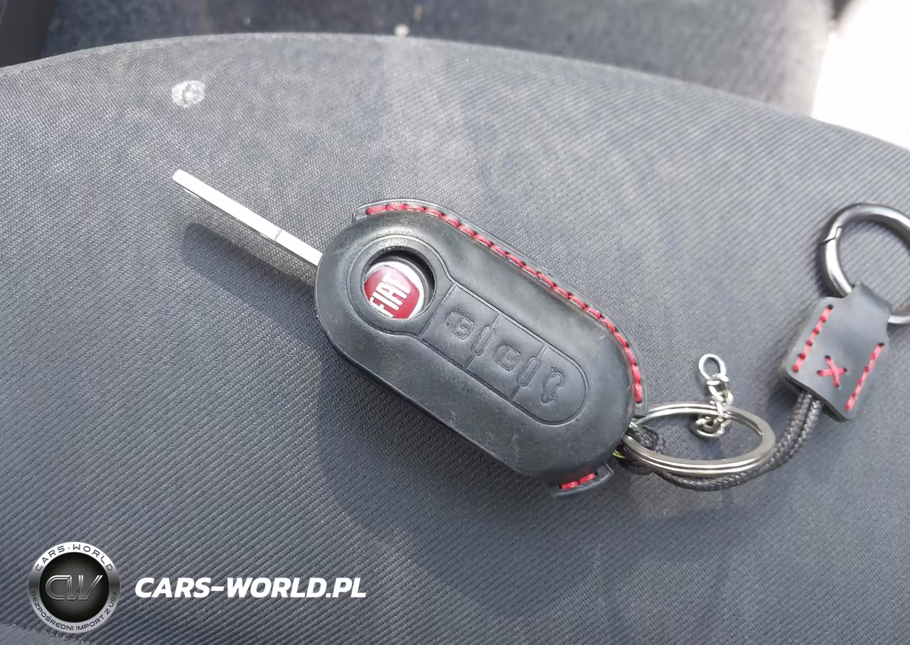 2015 Fiat 500 Pop VIN:3C3CFFARXFT534375 - 11
