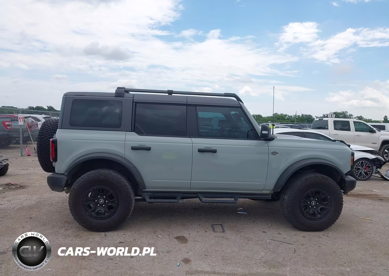 2023 Ford Bronco Wildtrak VIN:1FMEE5DP5PLB11658 - 13