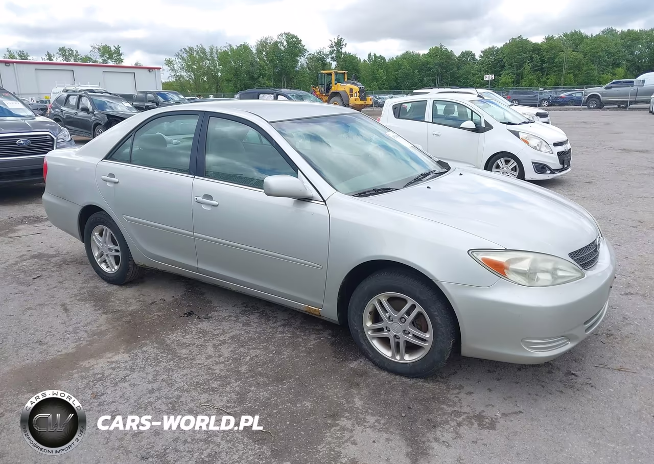 2003 Toyota Camry Le – zdjęcie 1 z 11