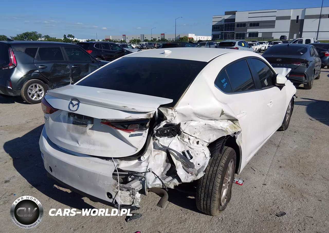 2016 Mazda Mazda3 I Touring VIN:JM1BM1W78G1307296 - 4