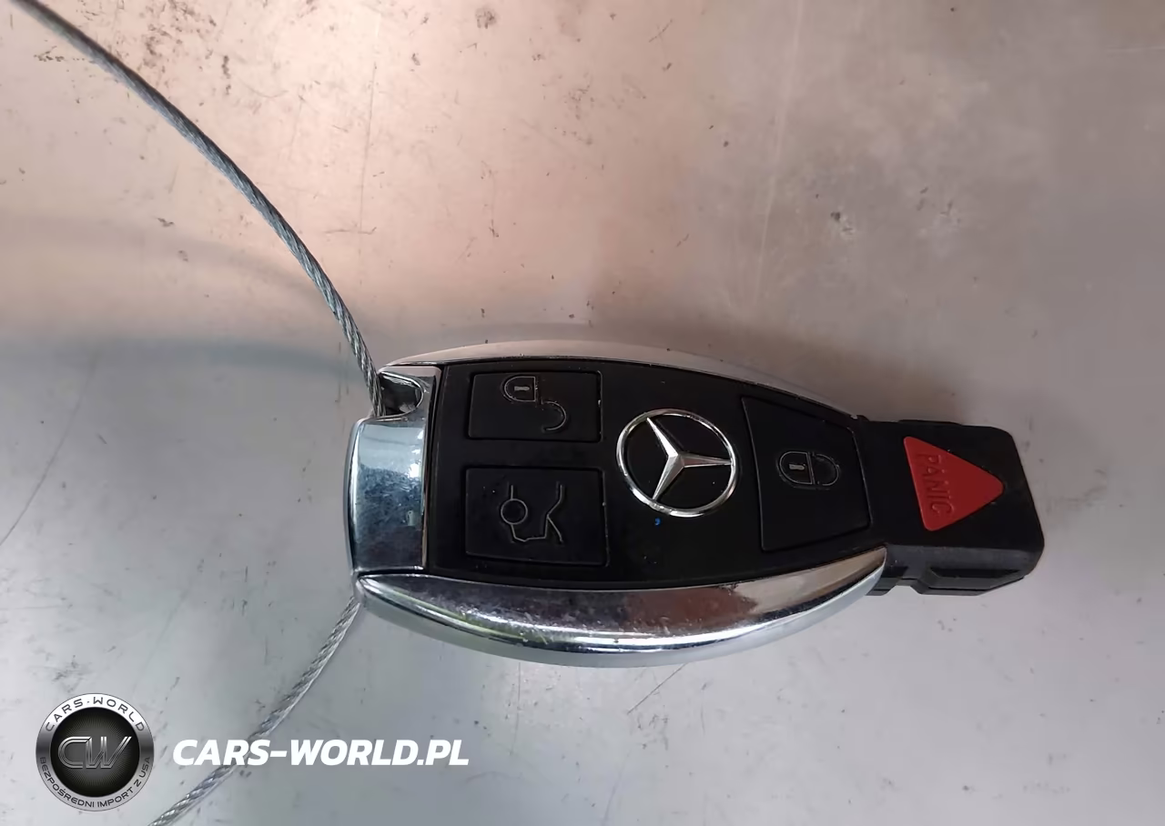 2011 Mercedes-Benz E 550 4Matic VIN:WDDHF9AB7BA502318 - 11