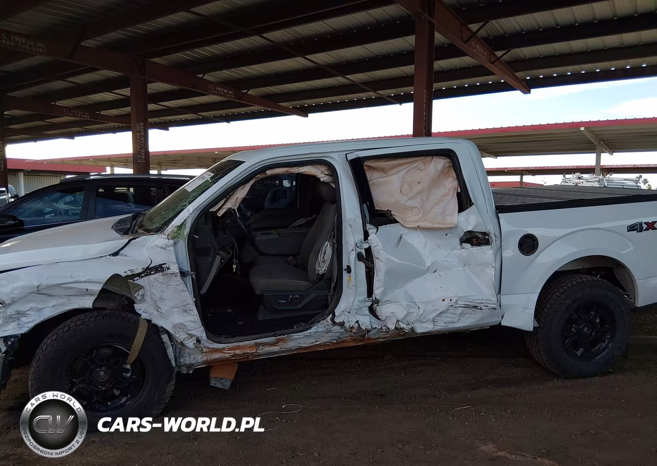 2018 Ford F-150 Xlt VIN:1FTEW1EP2JKF57613 - 15