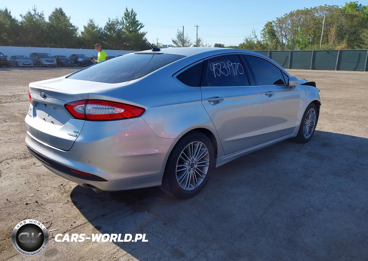 2013 Ford Fusion Se VIN:3FA6P0HR9DR309213 - 4